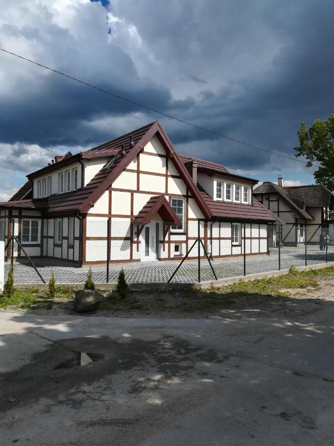 Armona Apartment Ustka Exterior photo
